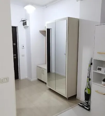 Mike Studio Mamaia Nord Apartment